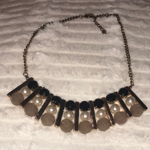 Statement necklace - Picture 3 of 5